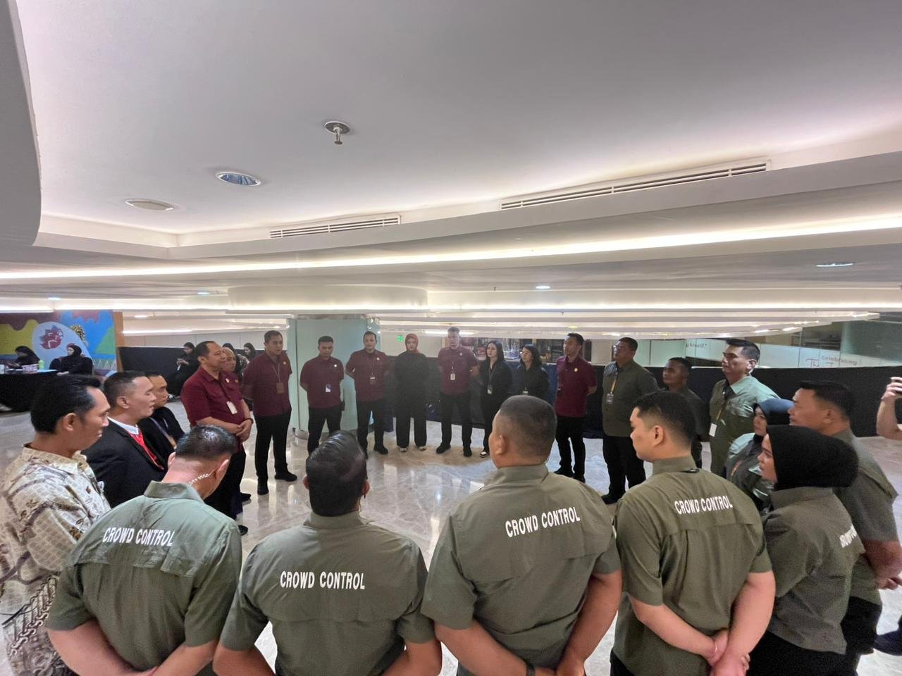 BRL crowd control officers during the operational briefing